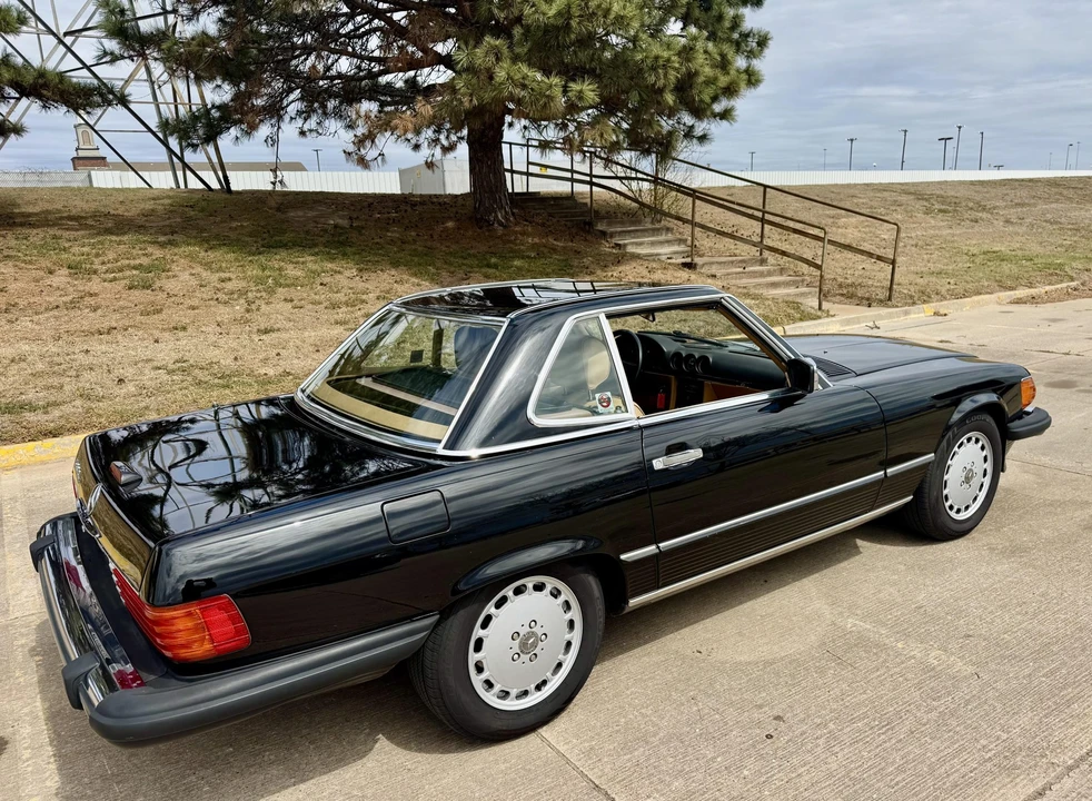1988 Mercedes-Benz R107 SL-Class - Image 8 of 31
