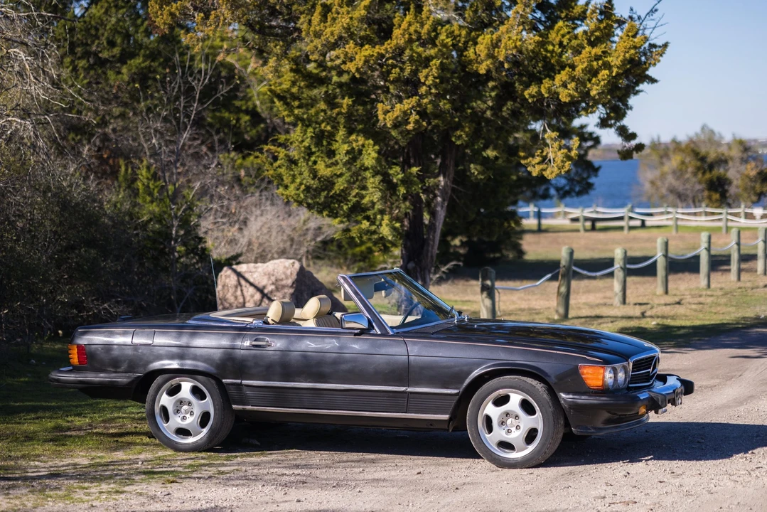 1988 Mercedes-Benz R107 SL-Class - Image 30 of 31