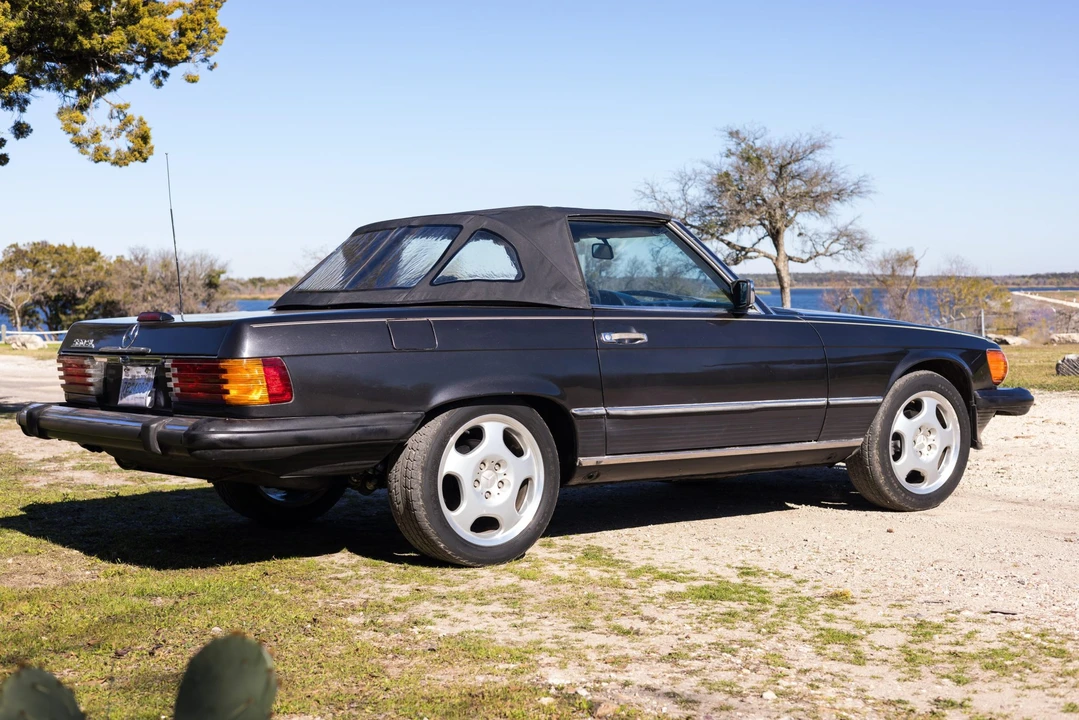 1988 Mercedes-Benz R107 SL-Class - Image 9 of 31