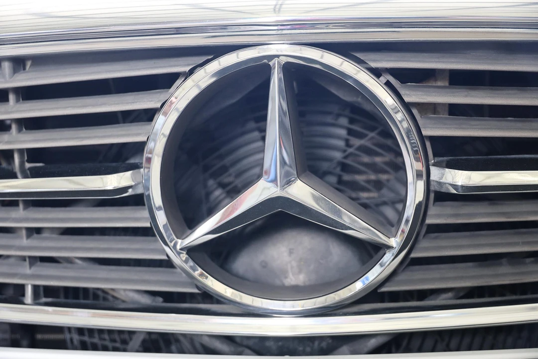 1988 Mercedes-Benz R107 SL-Class - Image 18 of 31