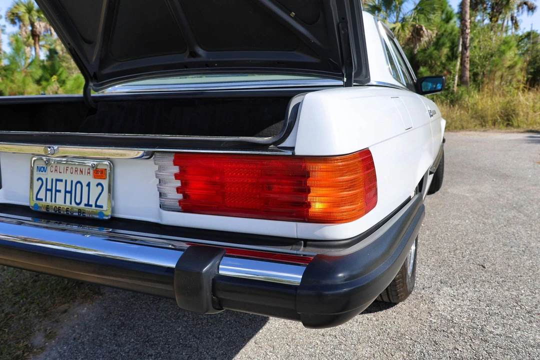 1988 Mercedes-Benz R107 SL-Class - Image 23 of 31