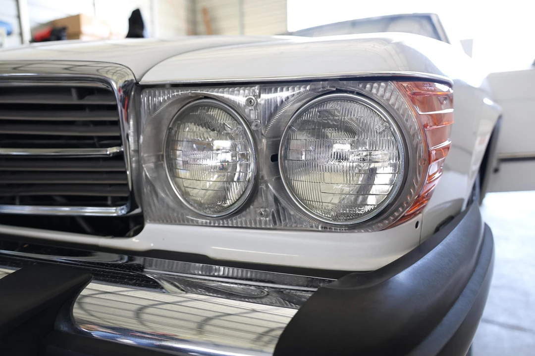 1988 Mercedes-Benz R107 SL-Class - Image 19 of 31