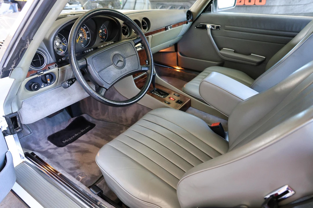 1988 Mercedes-Benz R107 SL-Class - Image 30 of 31