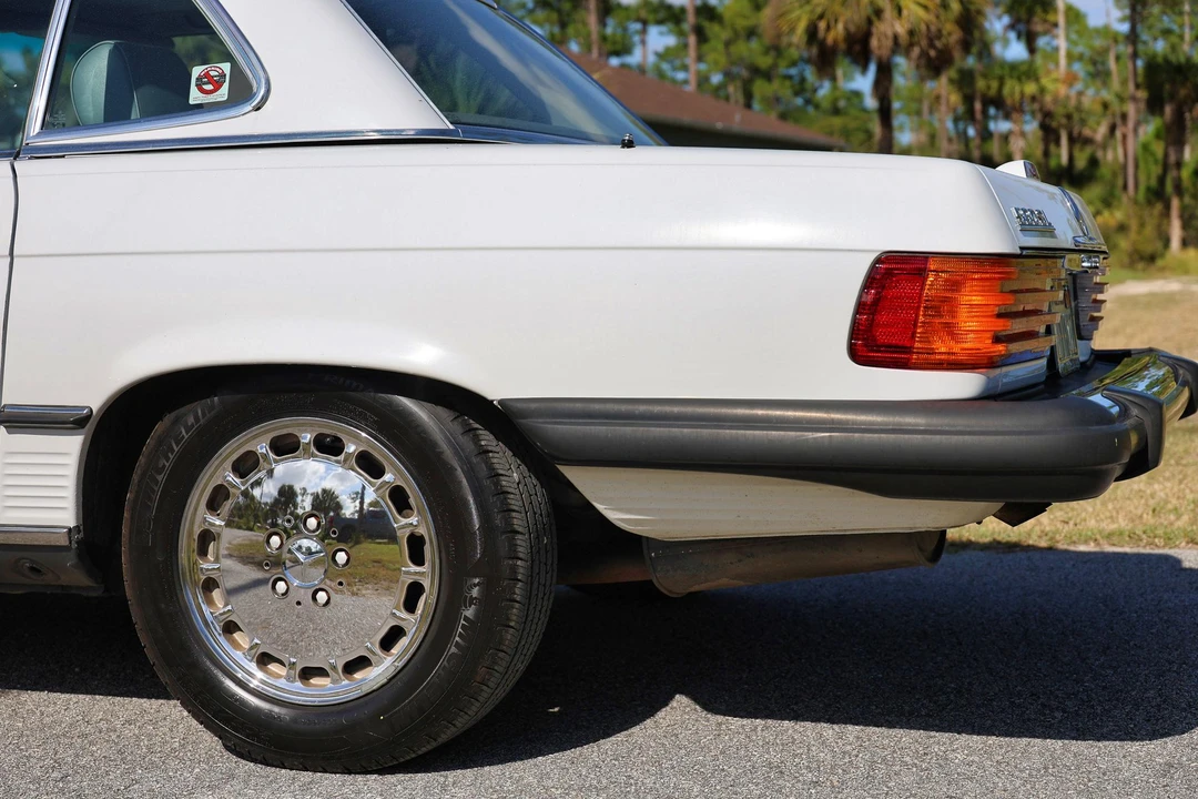 1988 Mercedes-Benz R107 SL-Class - Image 22 of 31