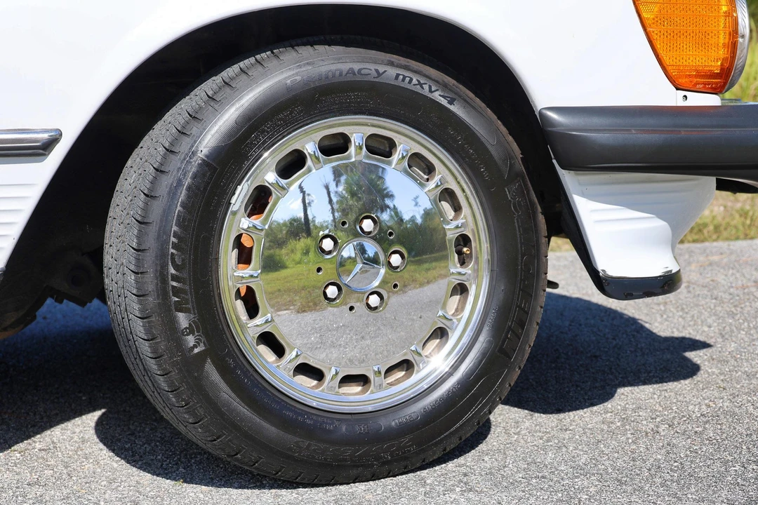1988 Mercedes-Benz R107 SL-Class - Image 29 of 31