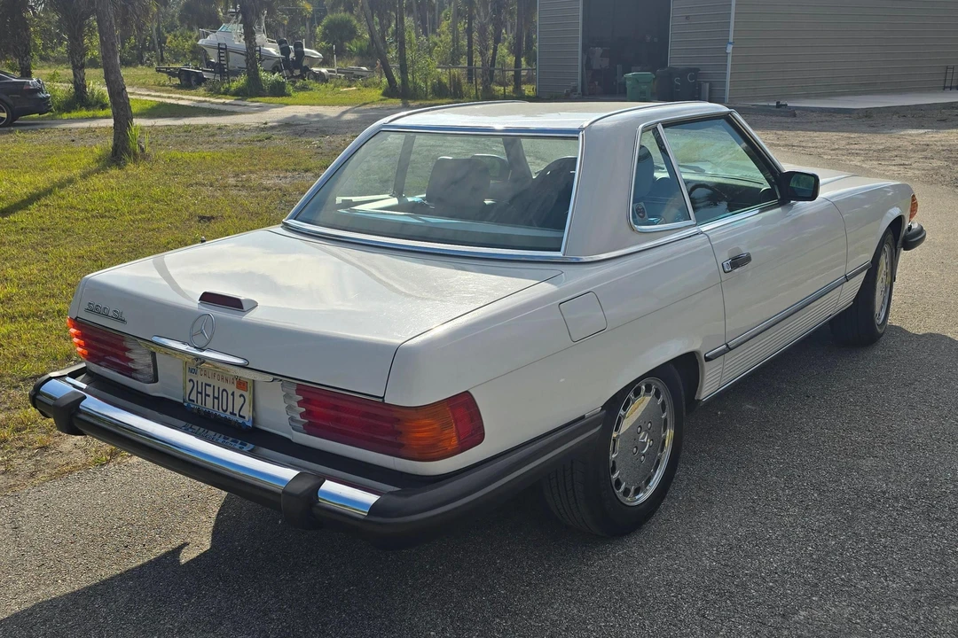 1988 Mercedes-Benz R107 SL-Class - Image 4 of 31