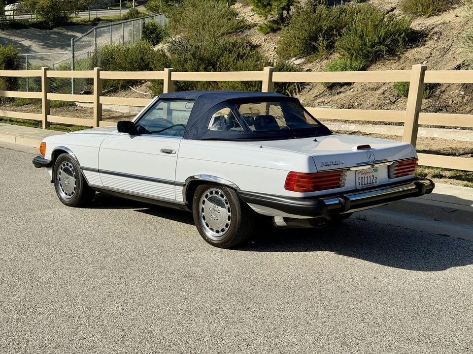 1988 Mercedes-Benz R107 SL-Class - Image 16 of 31