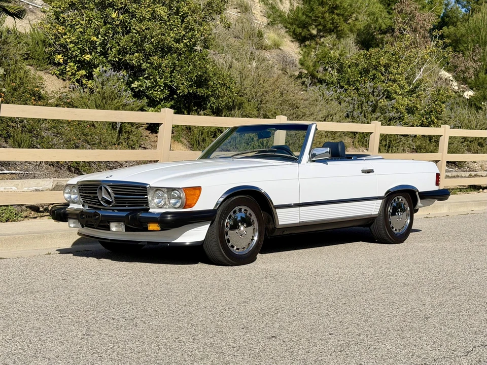 1988 Mercedes-Benz R107 SL-Class - Image 3 of 31