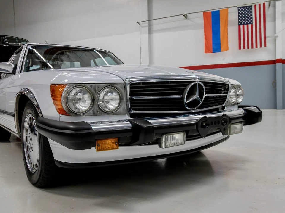 1988 Mercedes-Benz R107 SL-Class - Image 30 of 31