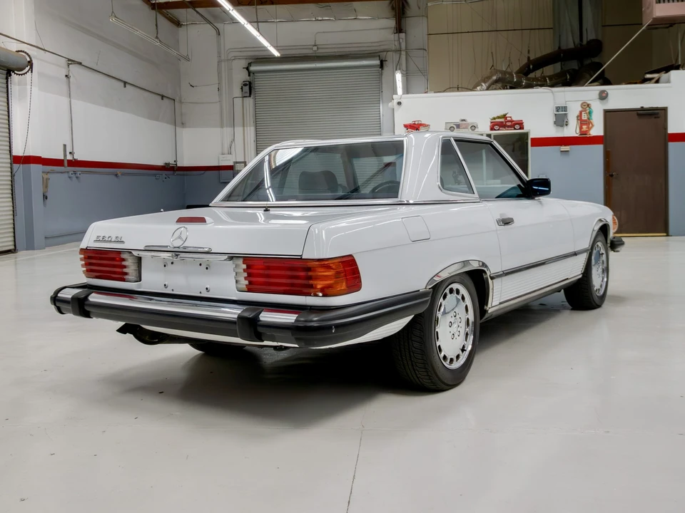 1988 Mercedes-Benz R107 SL-Class - Image 22 of 31