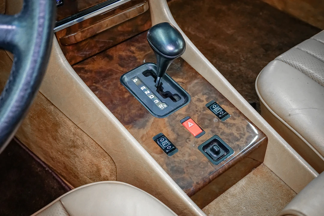 1988 Mercedes-Benz R107 SL-Class - Image 27 of 31