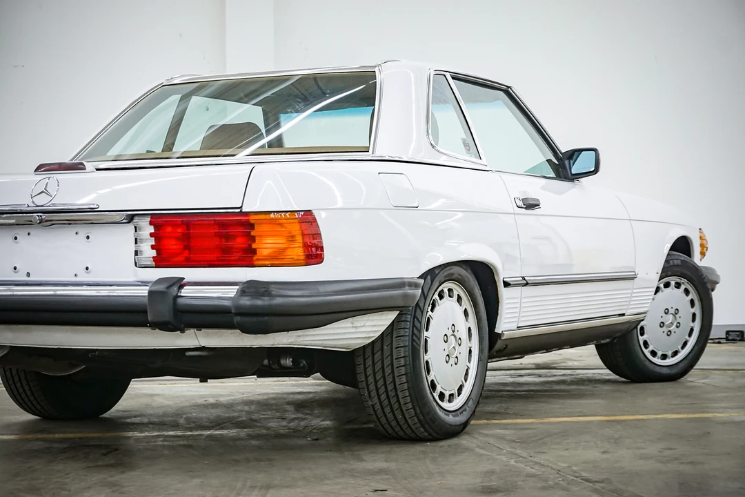 1988 Mercedes-Benz R107 SL-Class - Image 11 of 31
