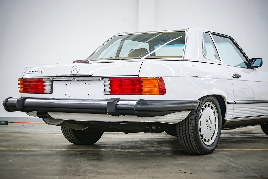 1988 Mercedes-Benz R107 SL-Class - Image 10 of 31