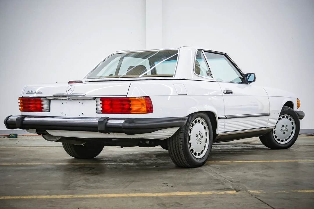 1988 Mercedes-Benz R107 SL-Class - Image 9 of 31