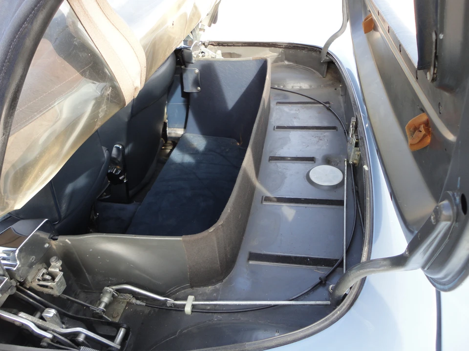 1988 Mercedes-Benz R107 SL-Class - Image 23 of 31