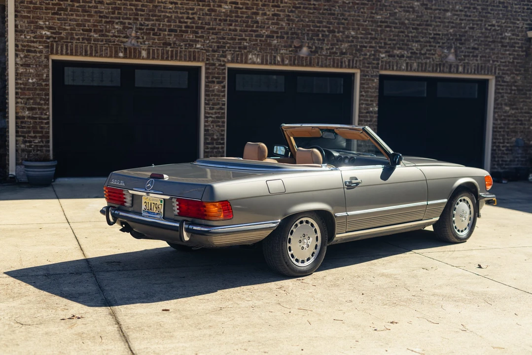 1988 Mercedes-Benz R107 SL-Class - Image 16 of 31