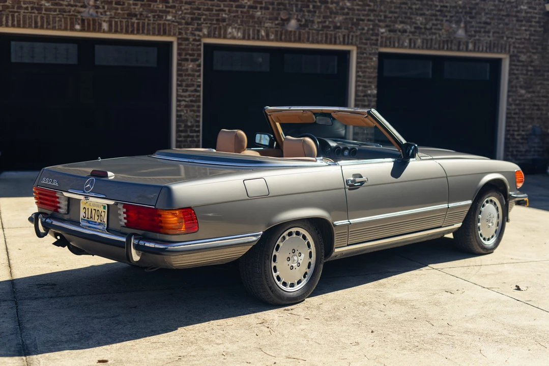 1988 Mercedes-Benz R107 SL-Class - Image 17 of 31