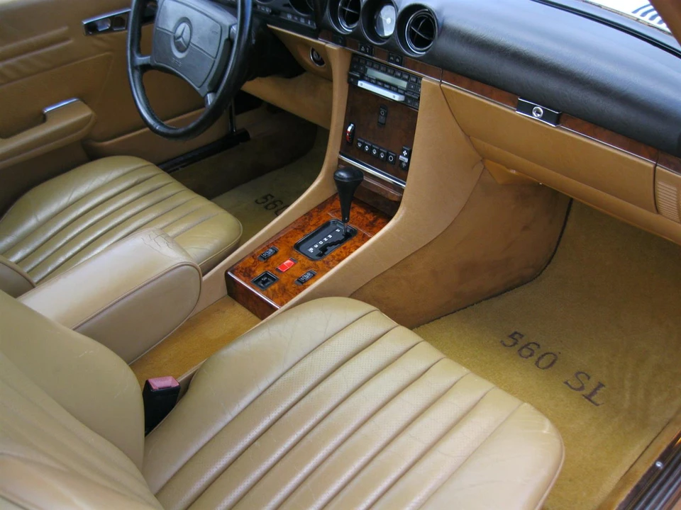 1988 Mercedes-Benz R107 SL-Class - Image 26 of 31