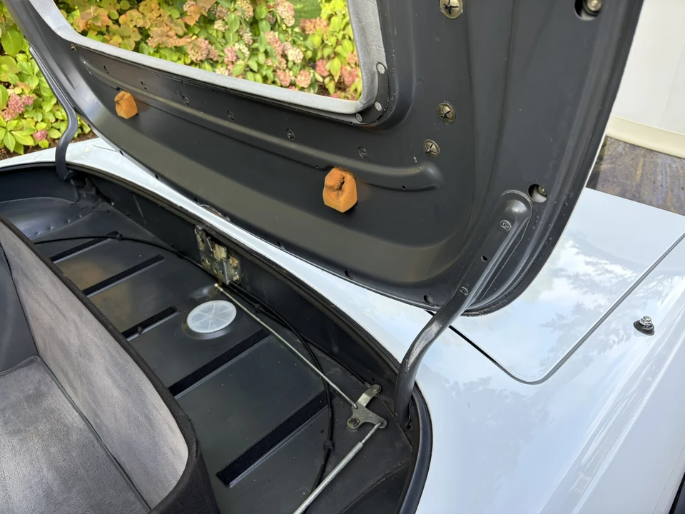 1988 Mercedes-Benz R107 SL-Class - Image 22 of 31