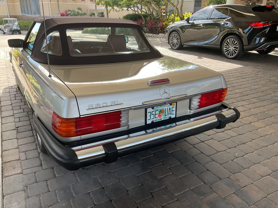 1988 Mercedes-Benz R107 SL-Class - Image 19 of 31