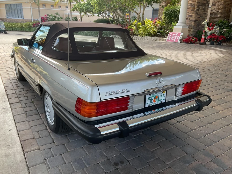 1988 Mercedes-Benz R107 SL-Class - Image 18 of 31