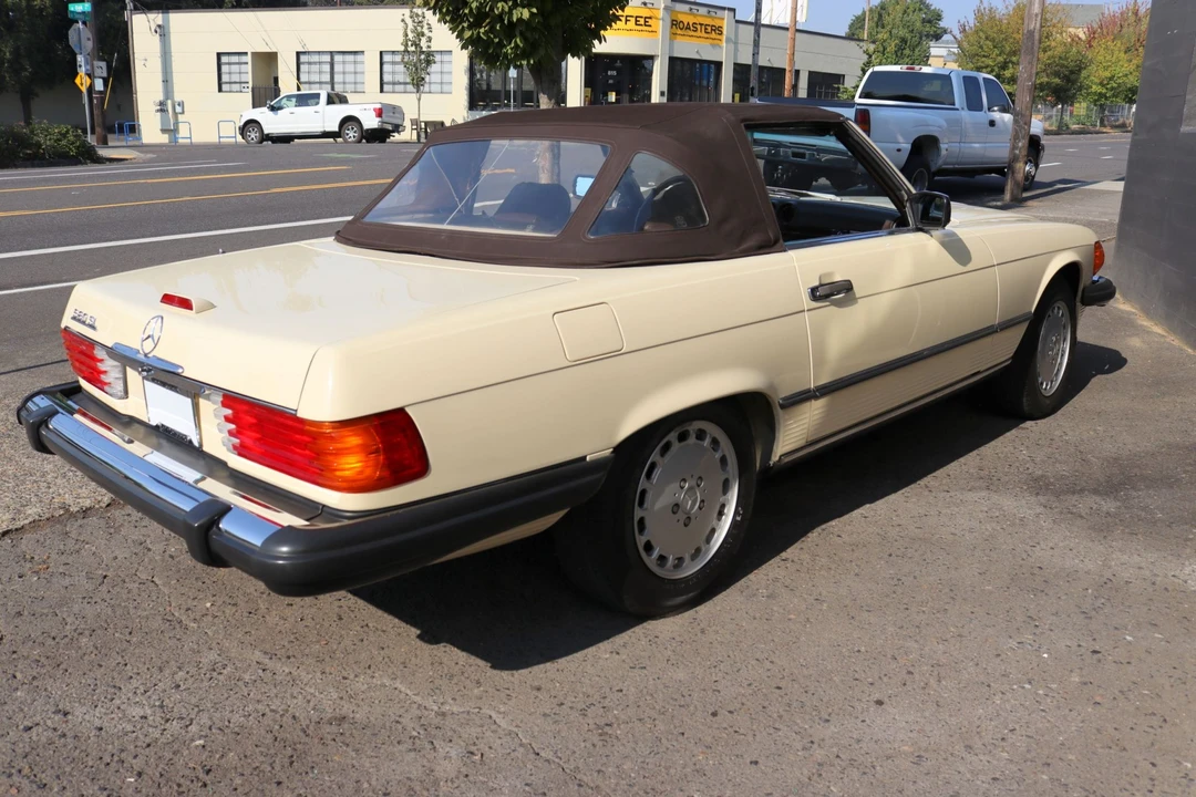 1988 Mercedes-Benz R107 SL-Class - Image 26 of 31