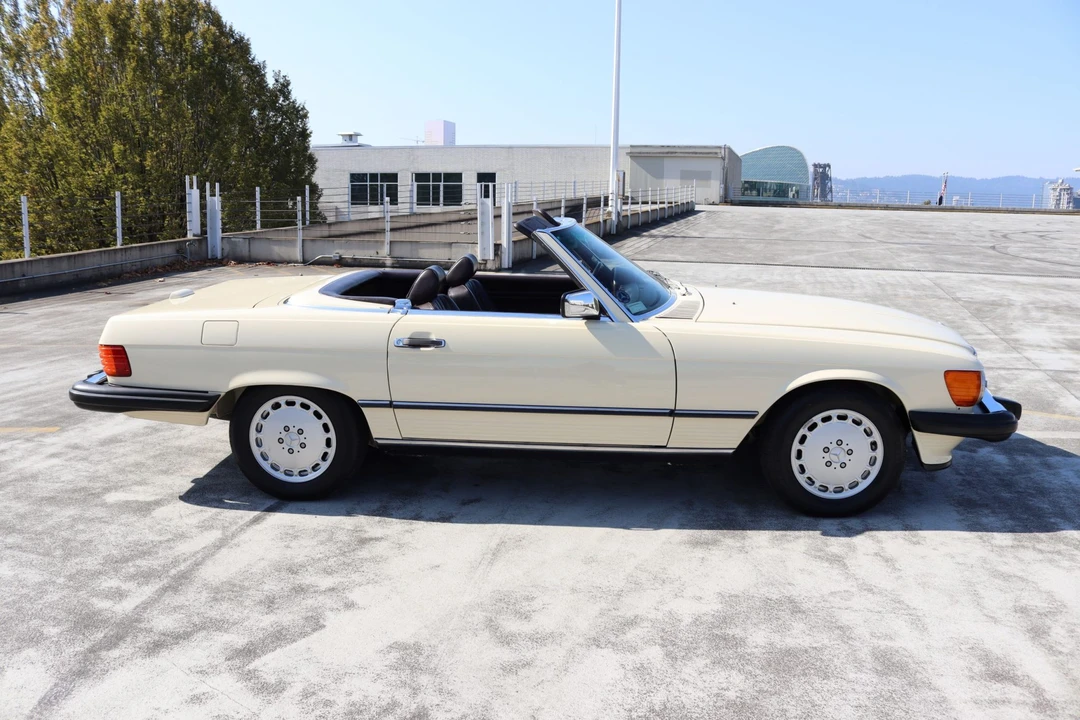 1988 Mercedes-Benz R107 SL-Class - Image 15 of 31