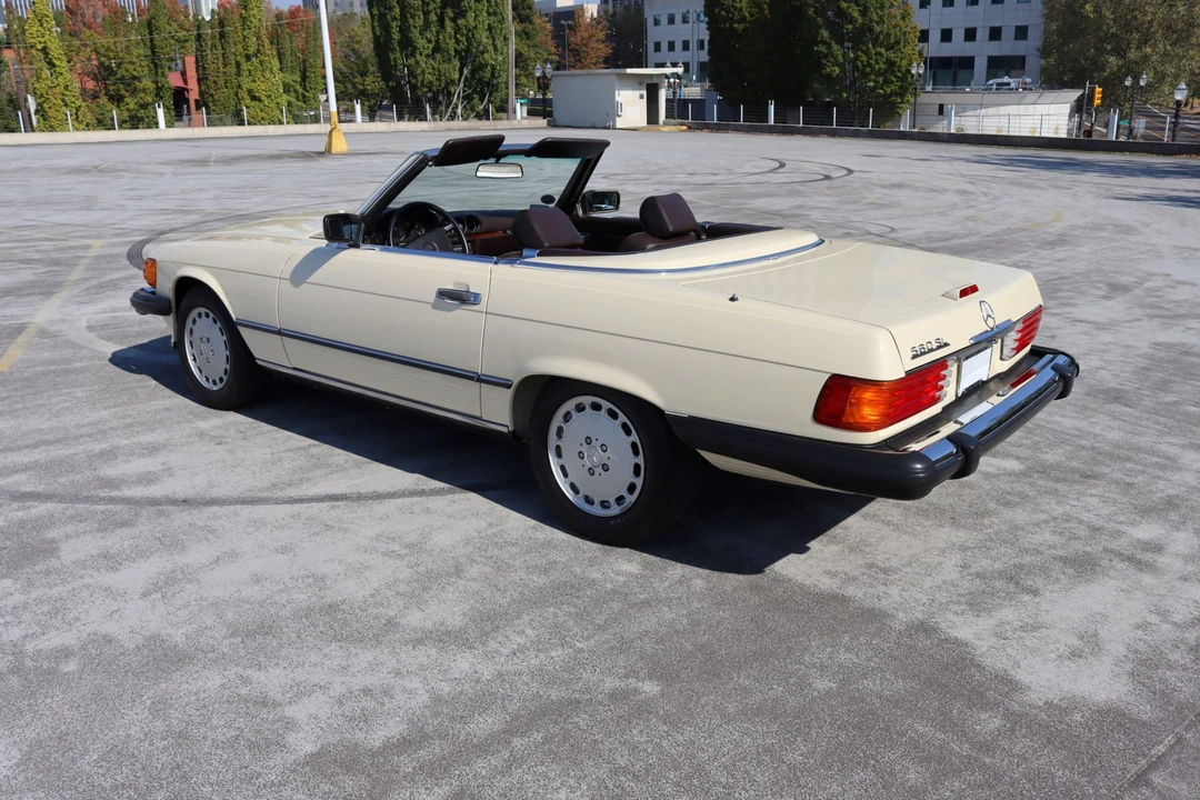 1988 Mercedes-Benz R107 SL-Class - Image 8 of 31
