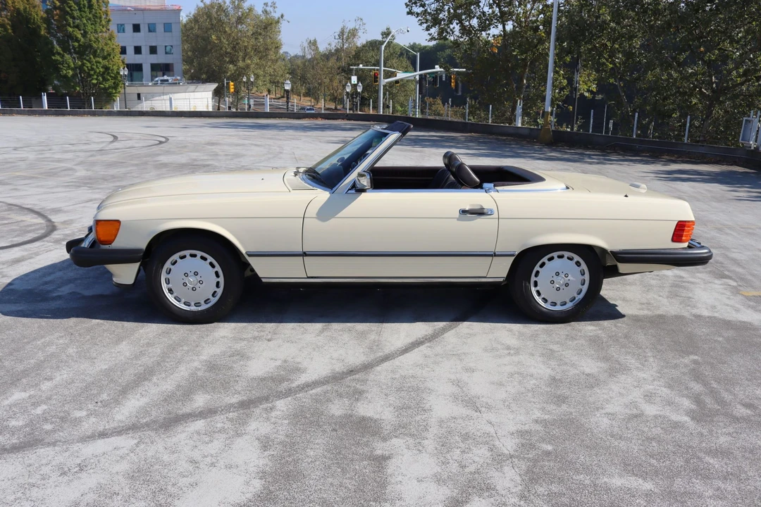 1988 Mercedes-Benz R107 SL-Class - Image 5 of 31