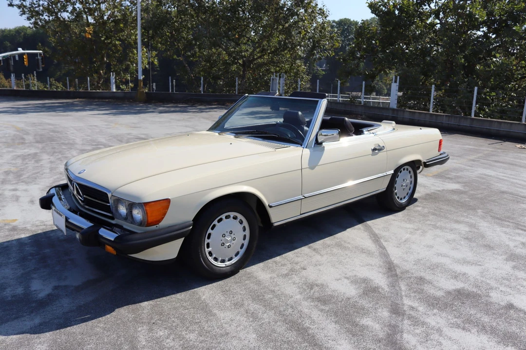 1988 Mercedes-Benz R107 SL-Class - Image 2 of 31