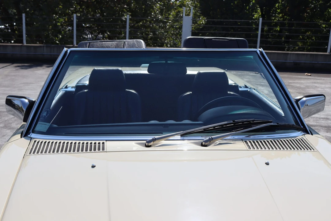 1988 Mercedes-Benz R107 SL-Class - Image 28 of 31