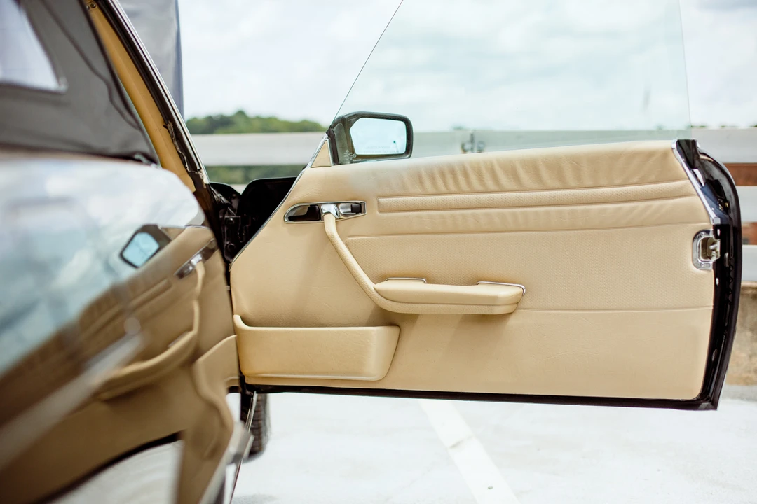 1988 Mercedes-Benz R107 SL-Class - Image 23 of 31