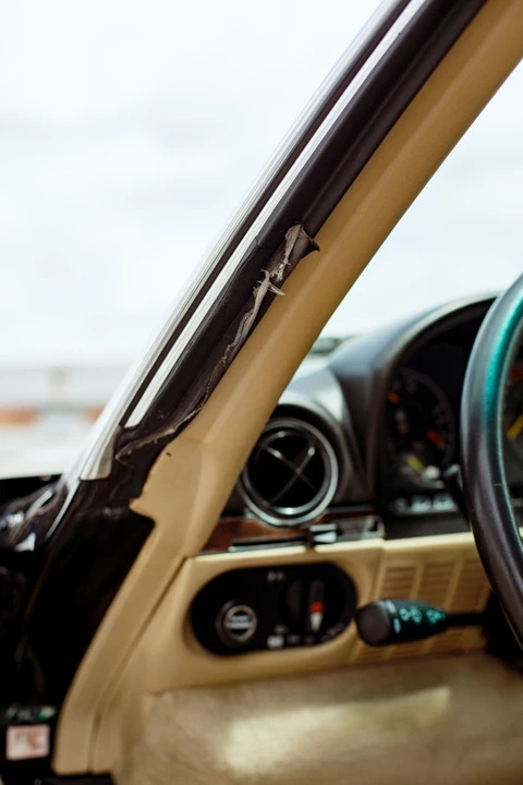 1988 Mercedes-Benz R107 SL-Class - Image 26 of 31