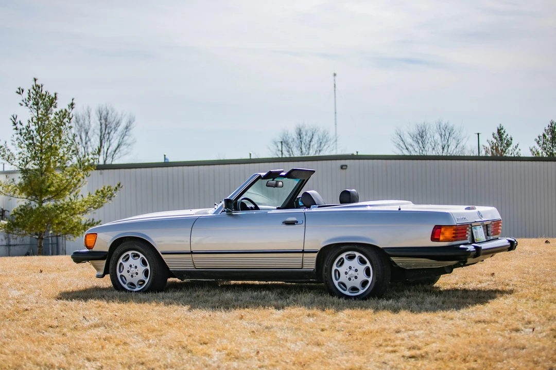 1988 Mercedes-Benz R107 SL-Class - Image 16 of 31