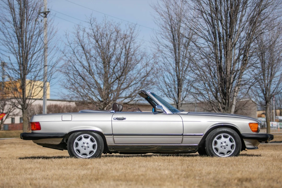 1988 Mercedes-Benz R107 SL-Class - Image 10 of 31