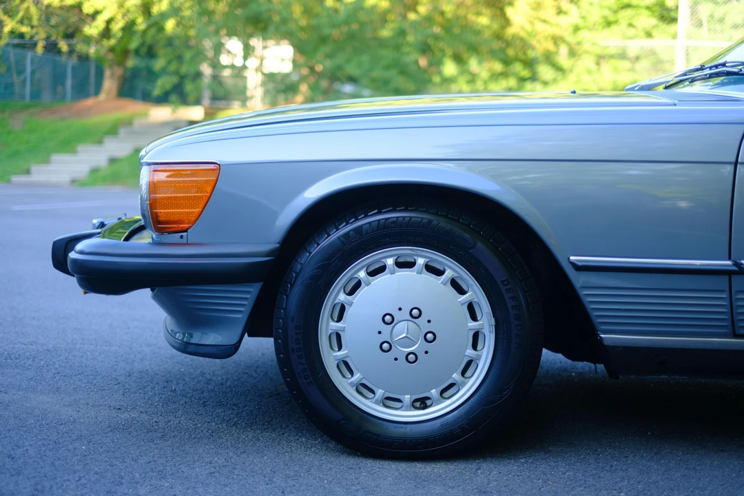 1988 Mercedes-Benz R107 SL-Class - Image 28 of 31