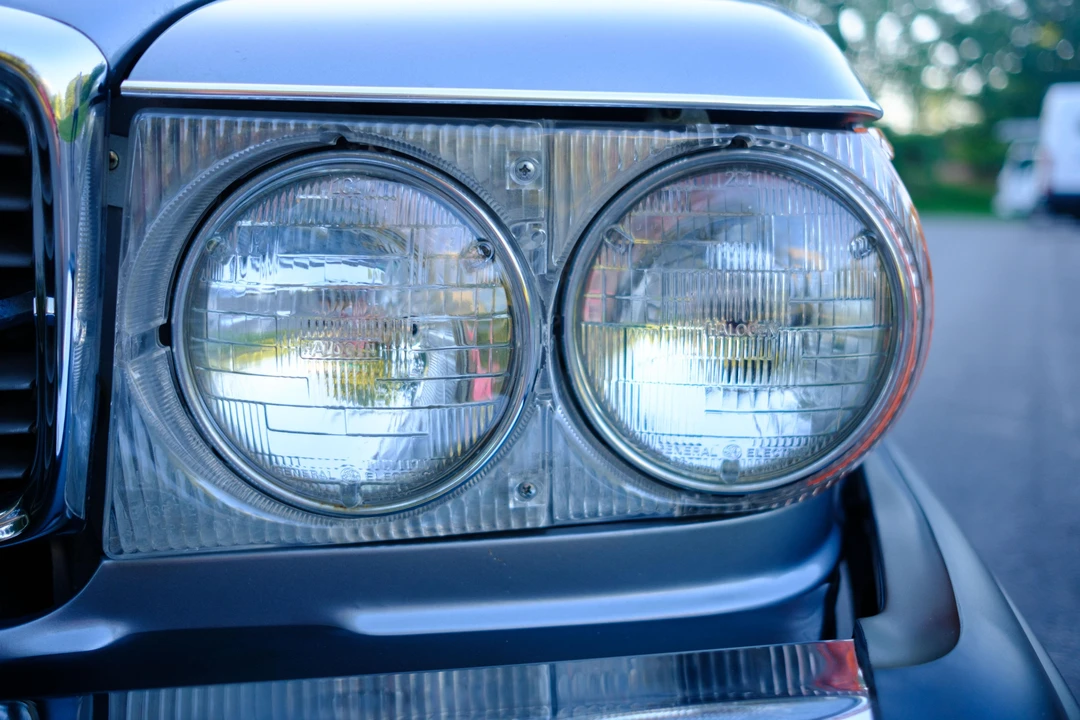 1988 Mercedes-Benz R107 SL-Class - Image 26 of 31