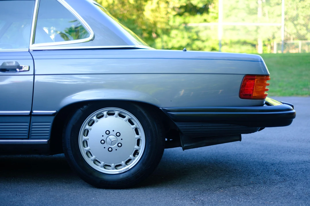 1988 Mercedes-Benz R107 SL-Class - Image 29 of 31