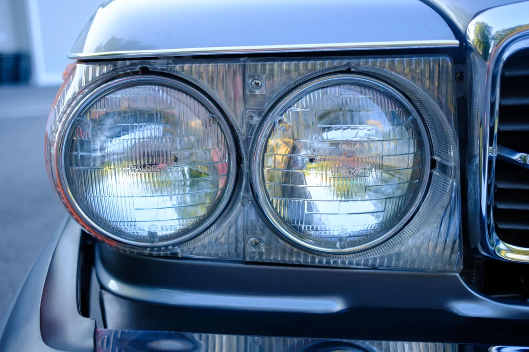 1988 Mercedes-Benz R107 SL-Class - Image 18 of 31