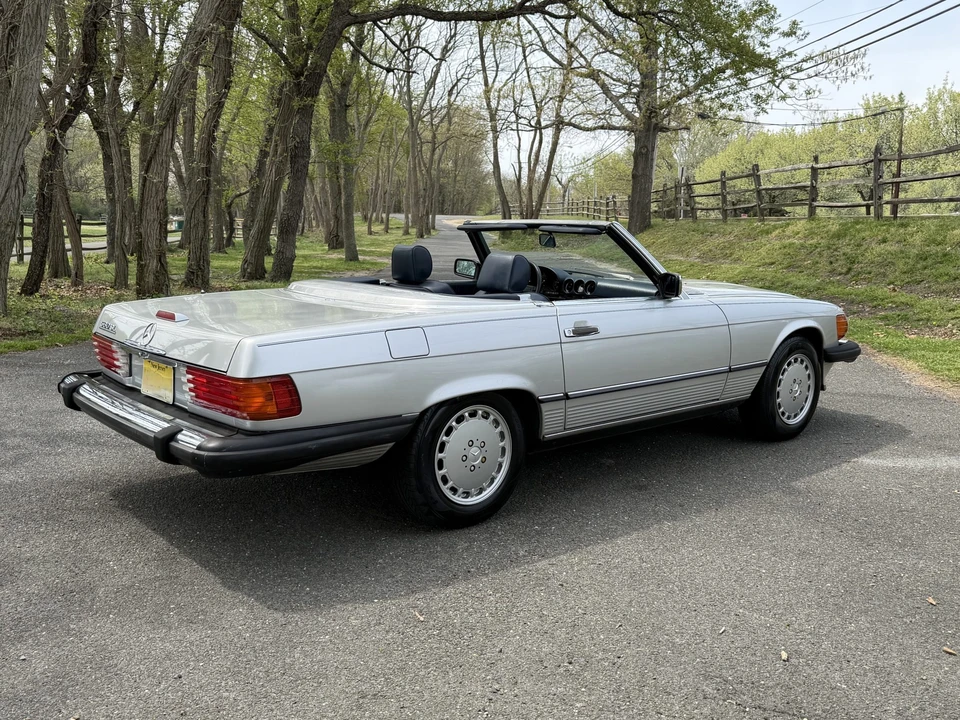 1988 Mercedes-Benz R107 SL-Class - Image 24 of 31