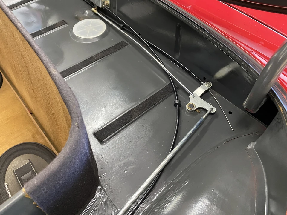 1988 Mercedes-Benz R107 SL-Class - Image 29 of 31