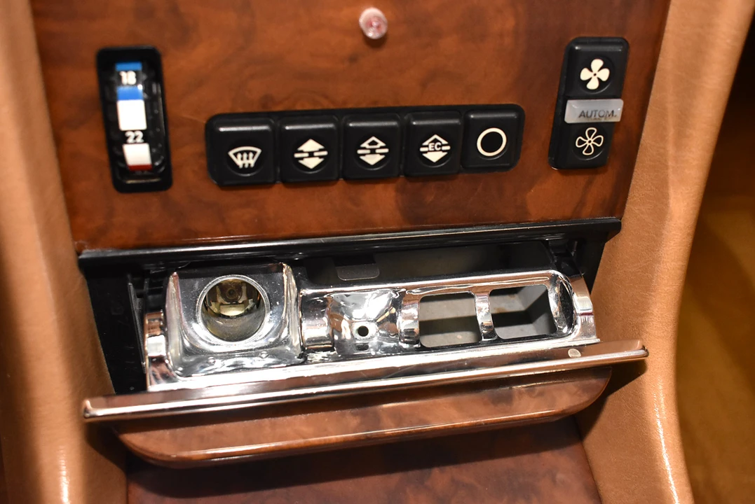1988 Mercedes-Benz R107 SL-Class - Image 23 of 31