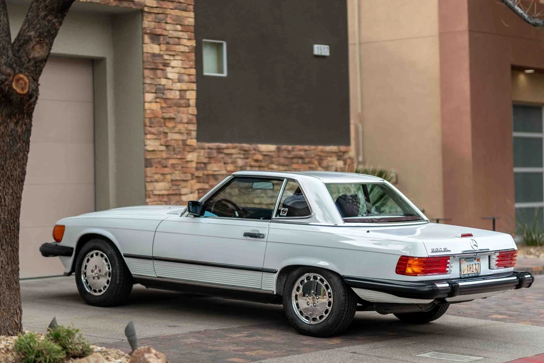 1988 Mercedes-Benz R107 SL-Class - Image 29 of 31