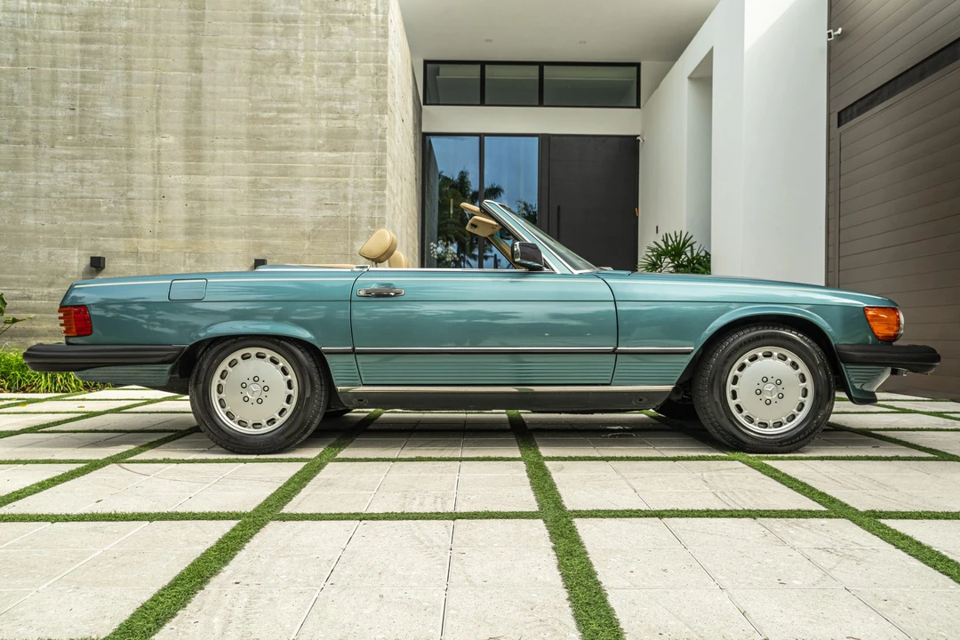 1988 Mercedes-Benz R107 SL-Class - Image 6 of 31