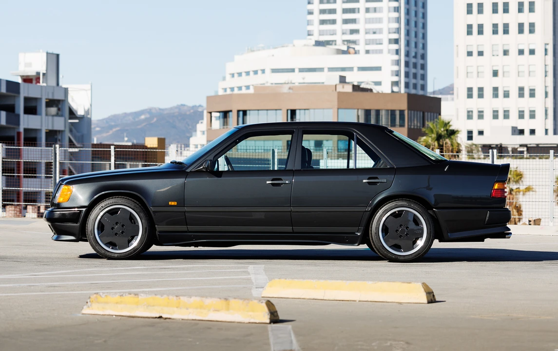 1988 Mercedes-Benz W124 E-Class - Image 6 of 15