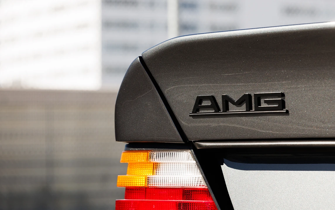 1988 Mercedes-Benz W124 E-Class - Image 13 of 15
