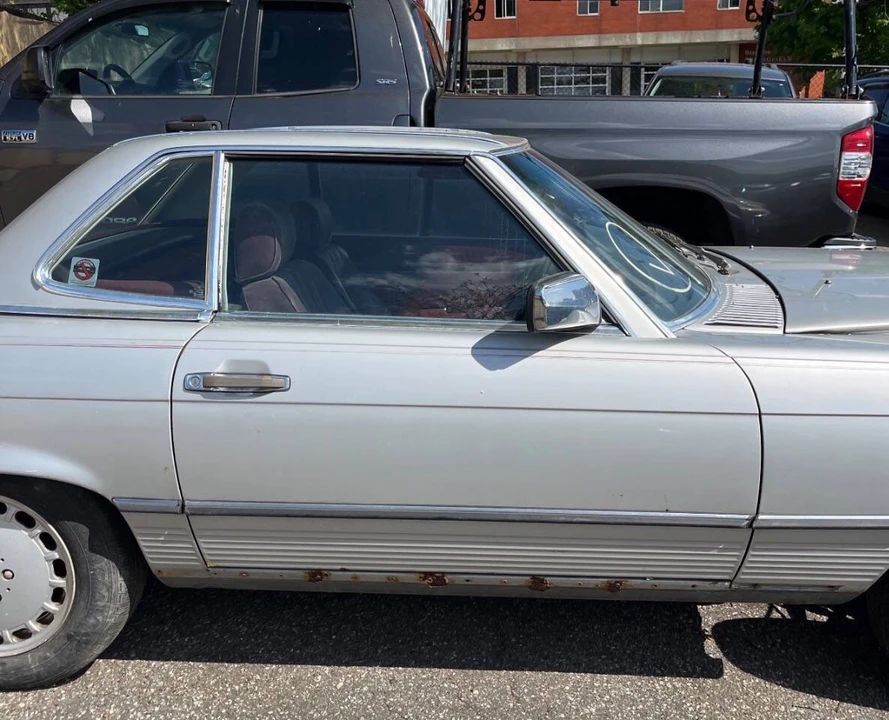 1988 Mercedes-Benz R107 SL-Class - Image 10 of 31