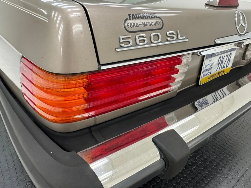 1988 Mercedes-Benz R129 SL-Class - Image 25 of 31