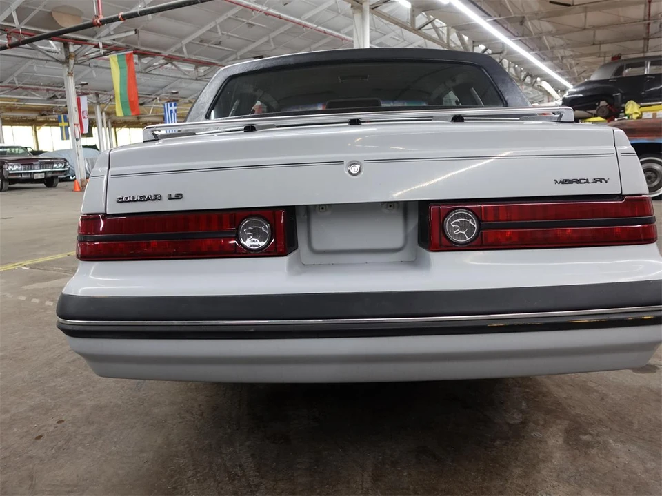 1988 Mercury Cougar 4th+ Gen - Image 21 of 31