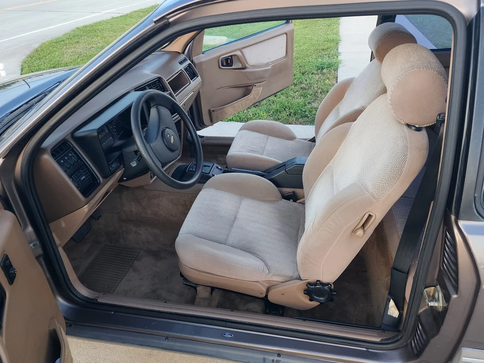 1988 Merkur XR4Ti - Image 25 of 31